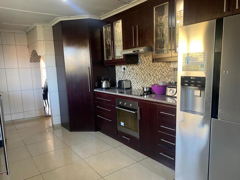 3 Bedroom Property for Sale in Mlungisi Eastern Cape